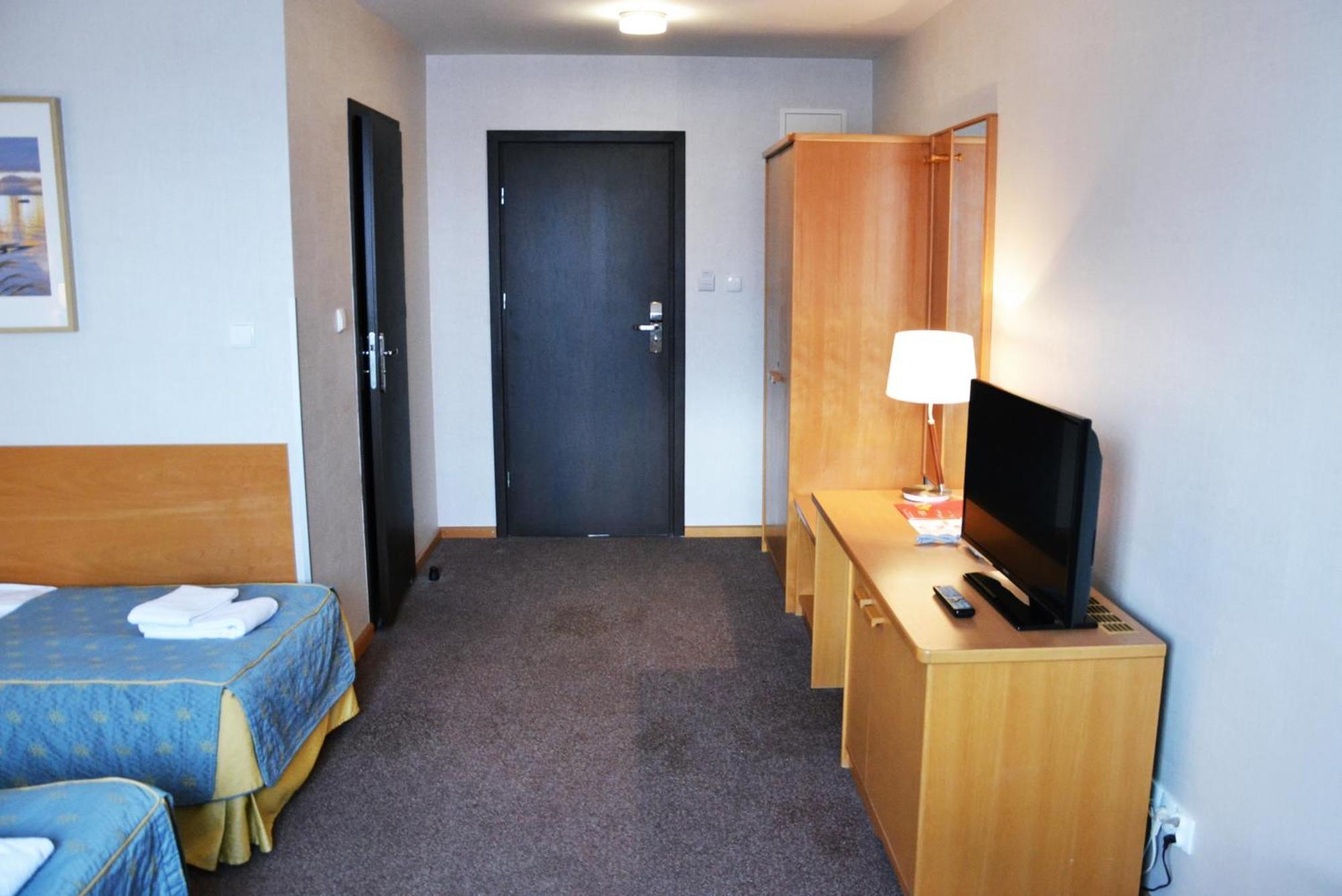 Hotel Orlik Płońsk Habitación foto